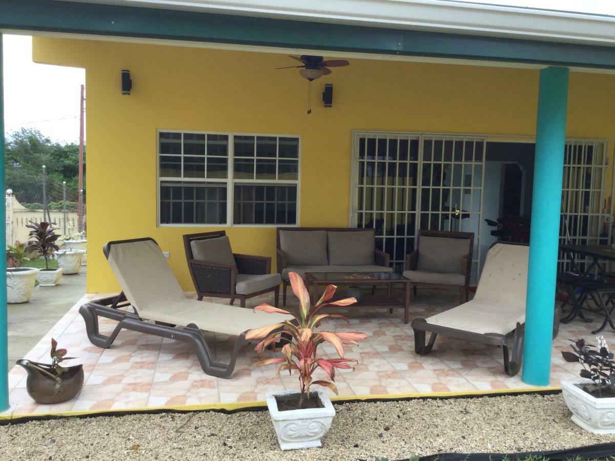 Cc Best Villas Tobago Lowlands Екстериор снимка